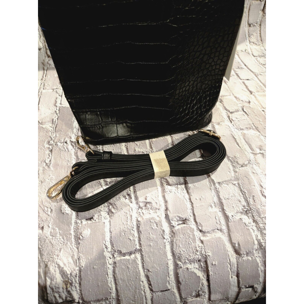 AOTA Crossbody Handbag Croc Bucket Purse Rachel Zoe Elena Black NWT Vegan Bucket - Picture 3 of 10